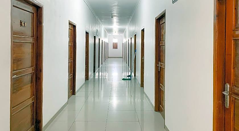 Penginapan Losmen Ayu Pamanukan RedPartner