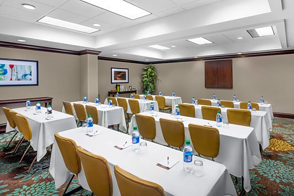 Staybridge Suites Memphis-Poplar Ave East by IHG