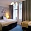 Crystal Plaza Hotel
