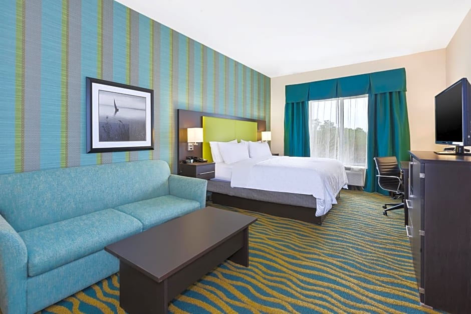 Holiday Inn Express & Suites Southport - Oak Island Area, an IHG Hotel