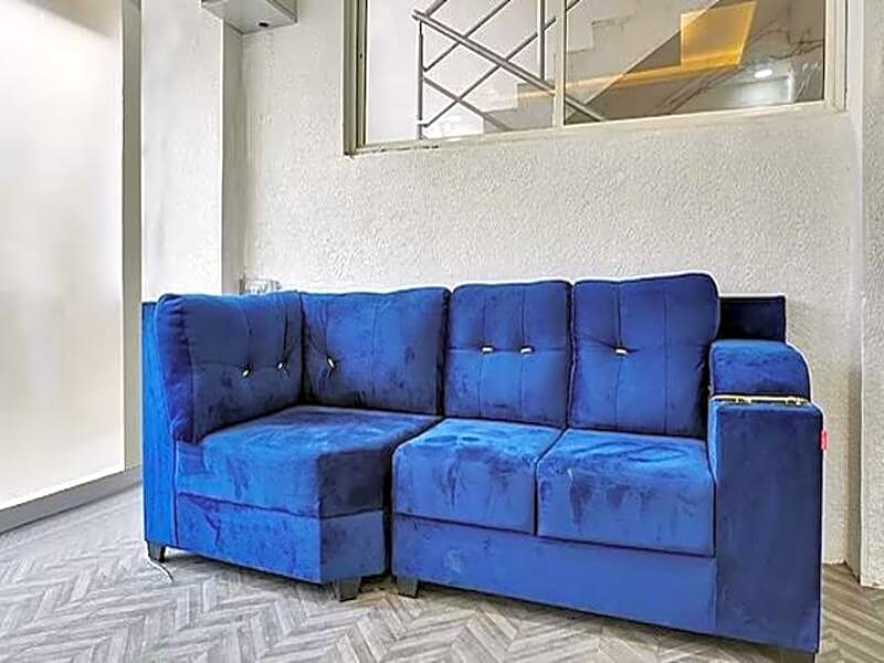 FabHotel Red Velvet Inn & Suites