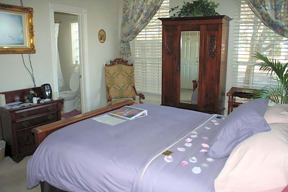 Woodrow House Bed & Breakfast
