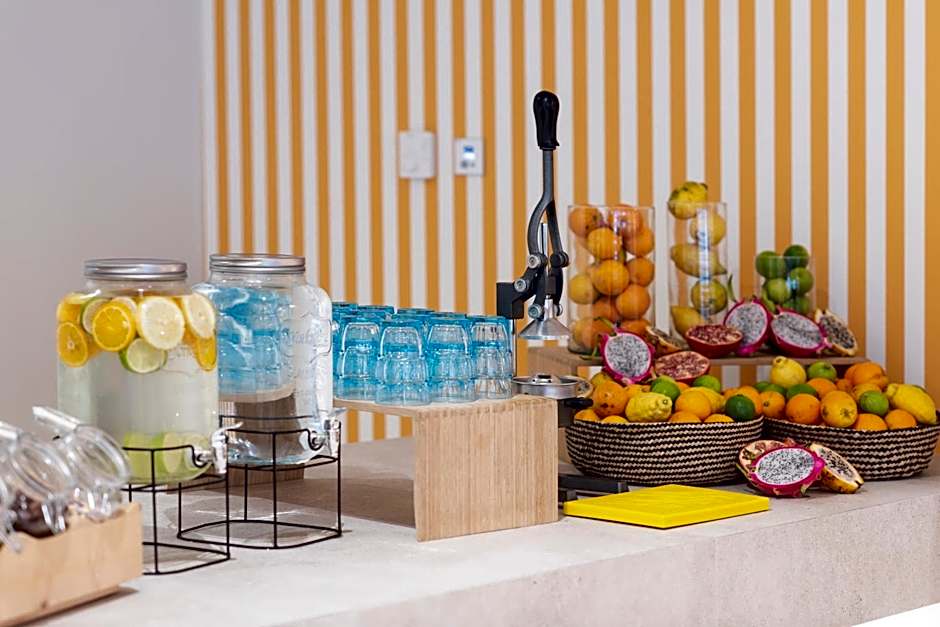 Tangerine by Honne Hotels - Adults Only