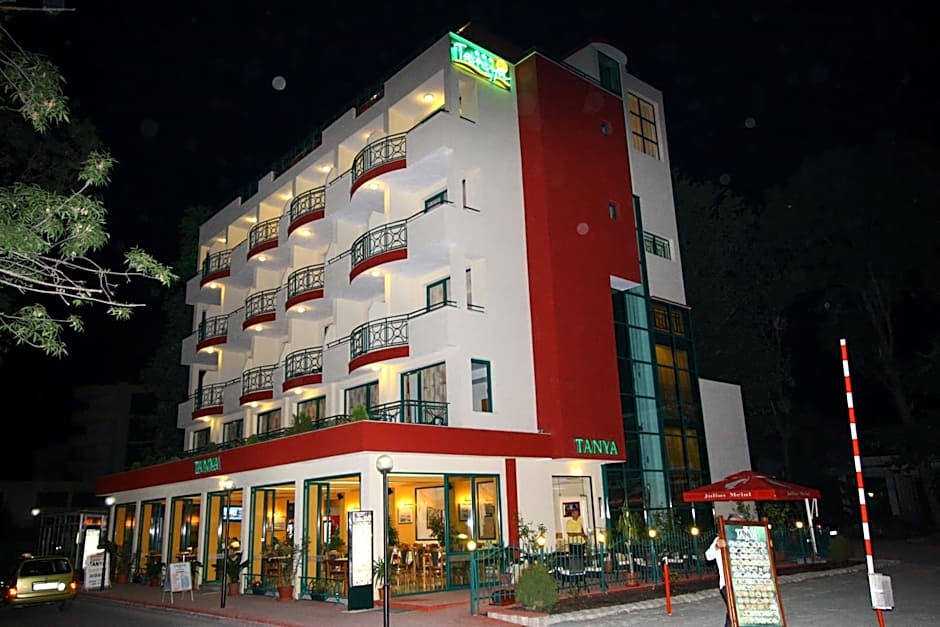 Tanya Hotel