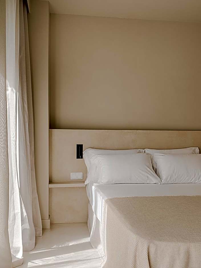 Les Clarisses Boutique Hotel