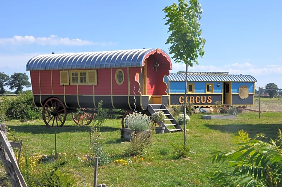 La Roulotte des Grillots