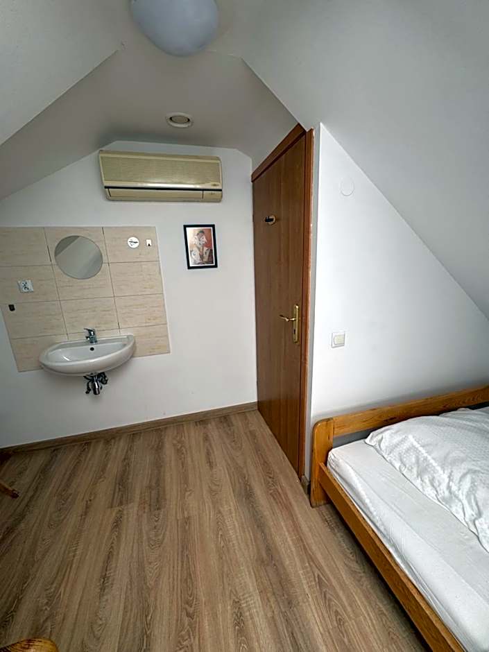 Motel S7