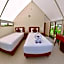 Svargan Lakeside Glamping
