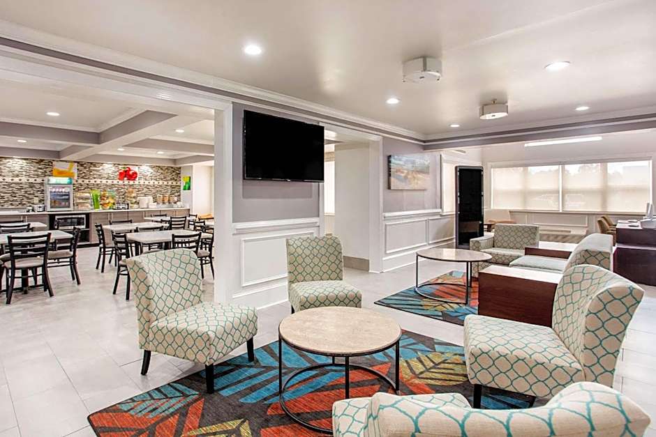 Quality Inn & Suites Myrtle Beach near Outlets