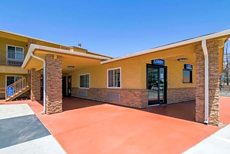 Rodeway Inn Adelanto US 395