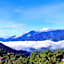 Hiwang Native House Inn & Viewdeck