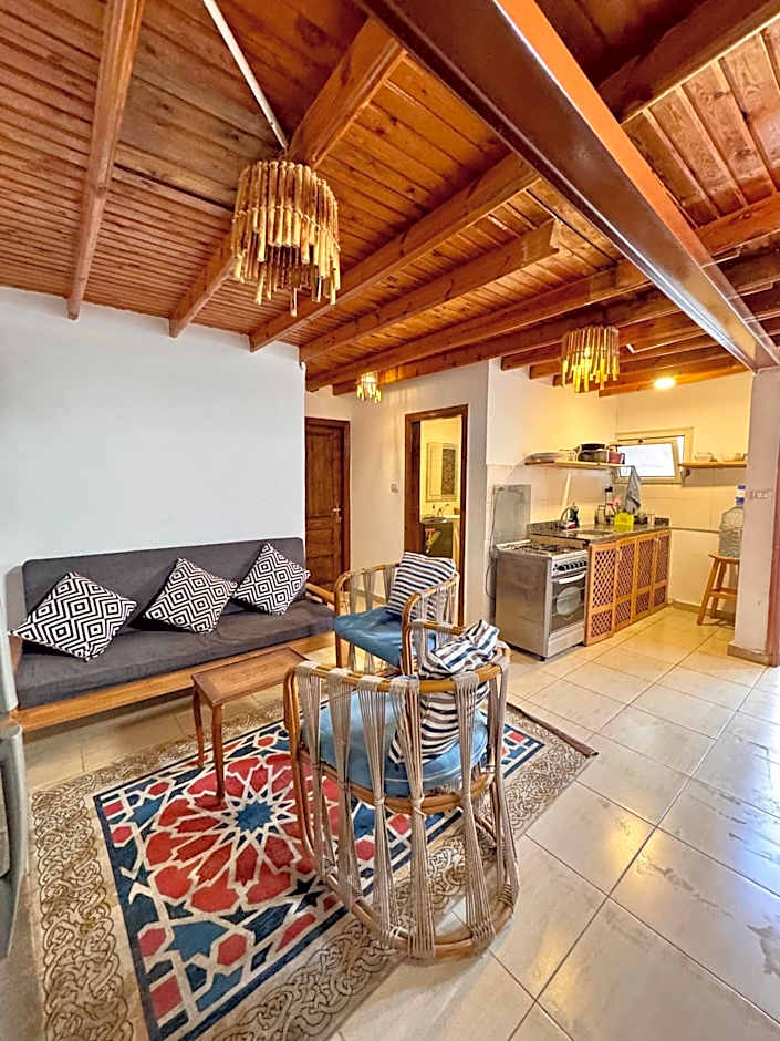 Apartment with roof top