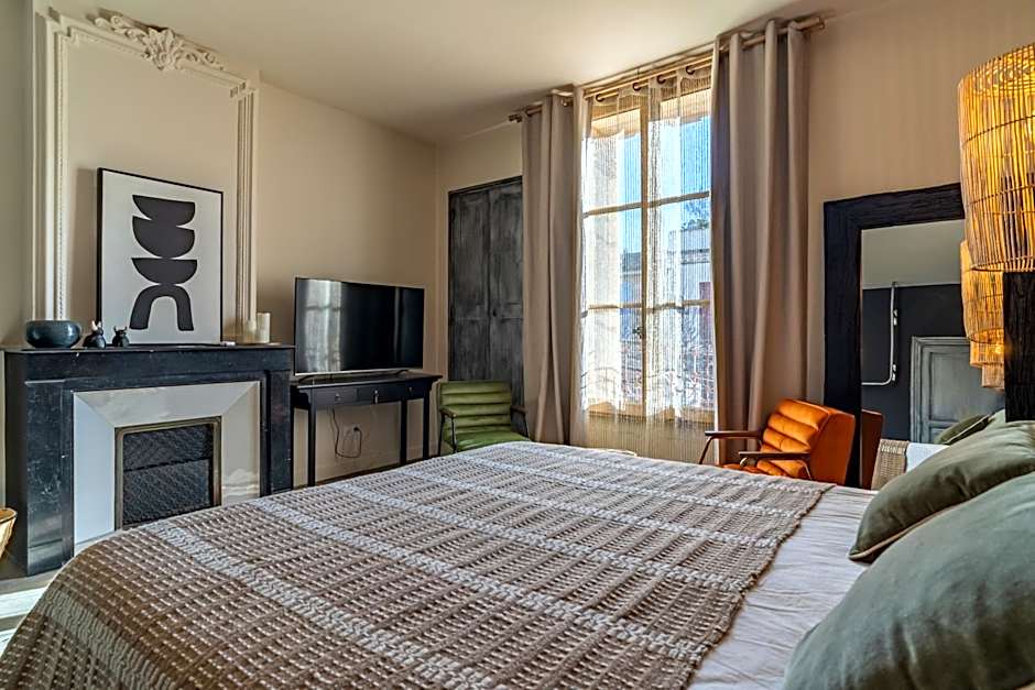 La Maison de Lyna - Suites de charme intra-muros avec parking & autonomie