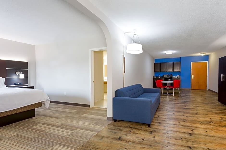 Holiday Inn Express - Plymouth, an IHG Hotel