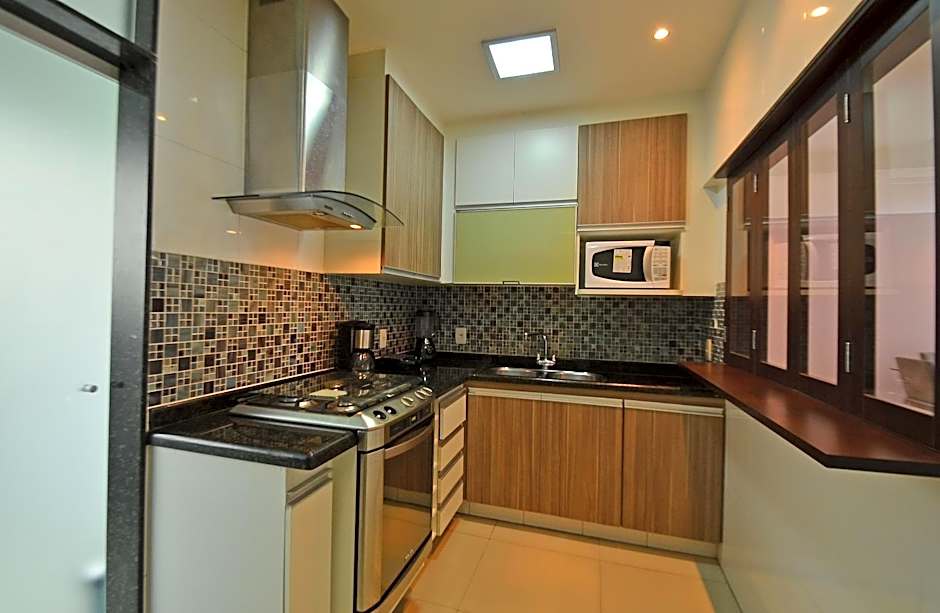 Comfortable 3 Bedrooms: Side Sea View