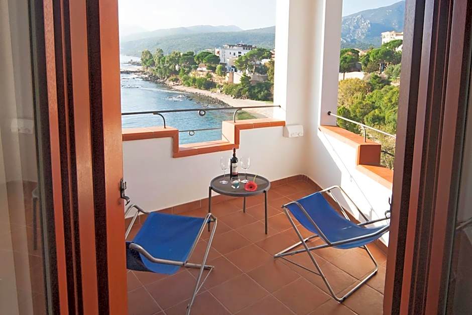 BUE MARINO Hotel & Rooftop Bar