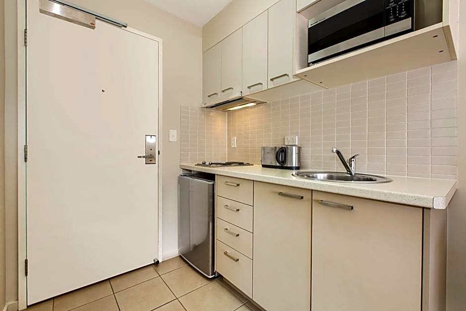 Gladstone Downtown Central Apartment Hotel Official