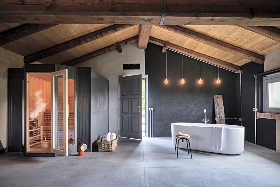 Cascina Facelli - Luxury Country House