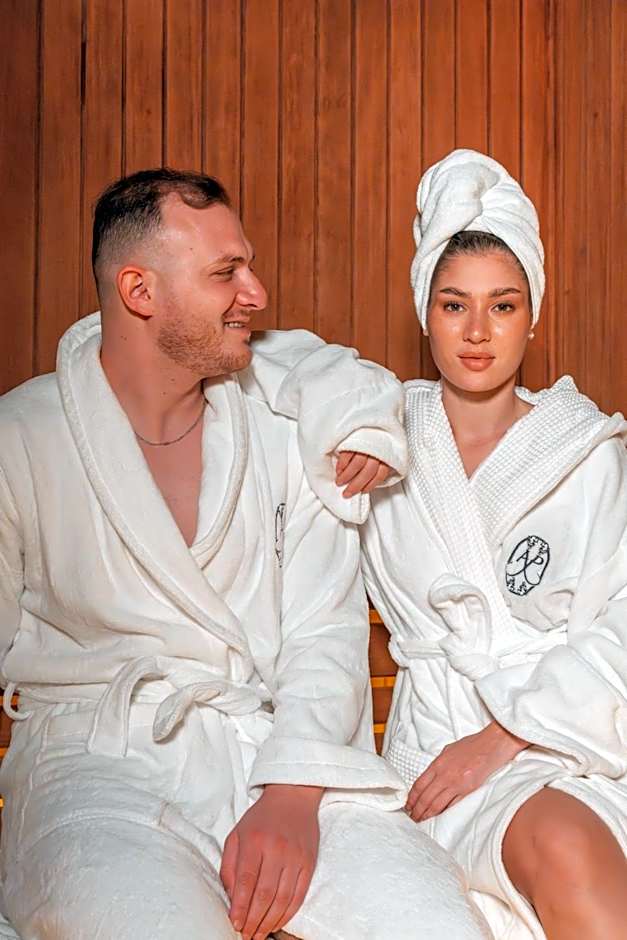 Art Palace Suites & Spa