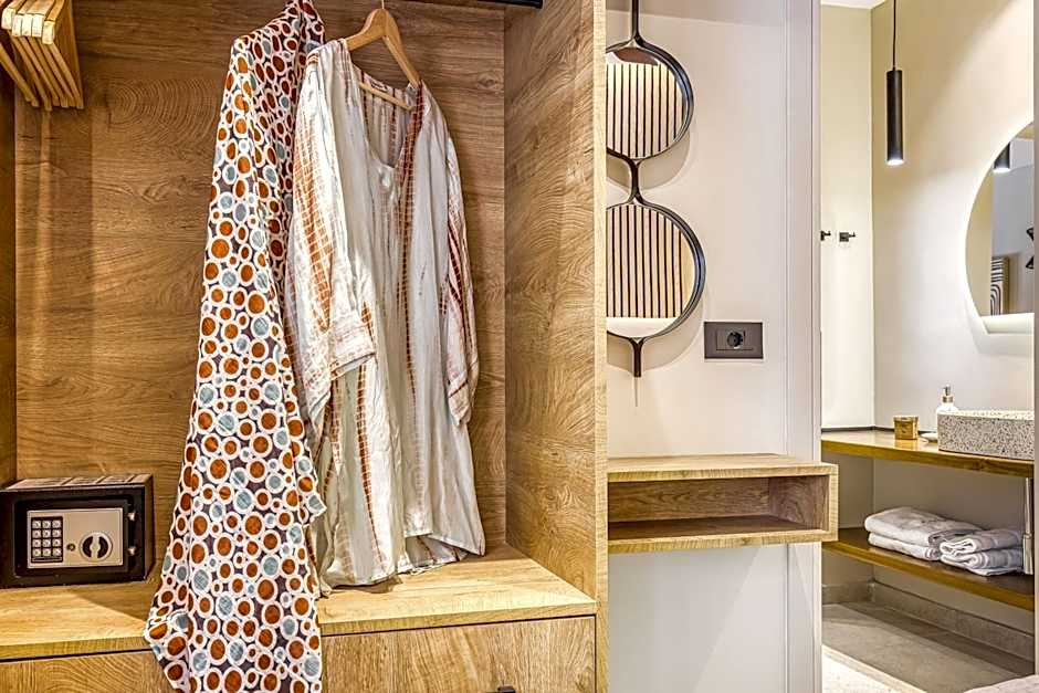 Almyra Living - Adults Only