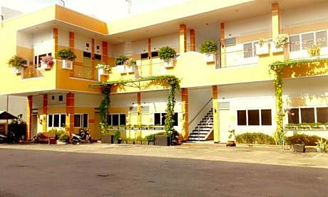 Hotel Kencana Rembang