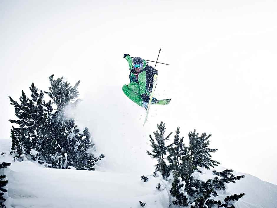 Conrad's Mountain Lodge