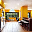 Microtel Inn & Suites By Wyndham New Braunfels