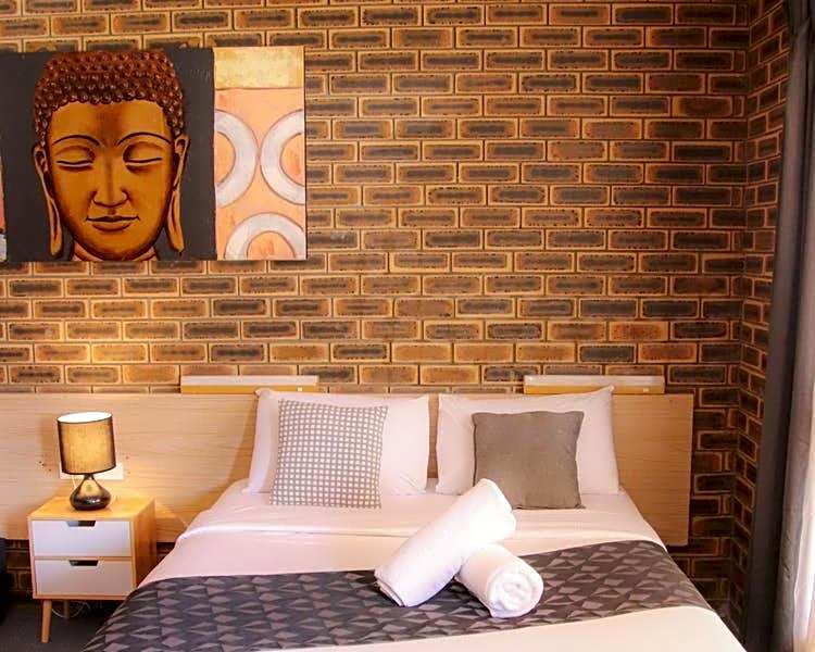 Squatters Homestead Motel