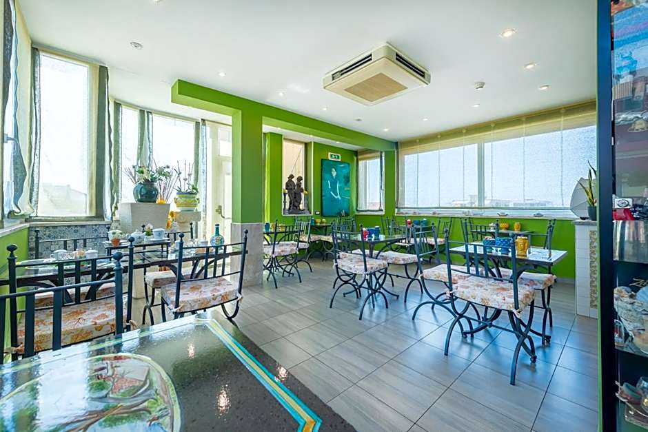 Hotel De La Ville Relais