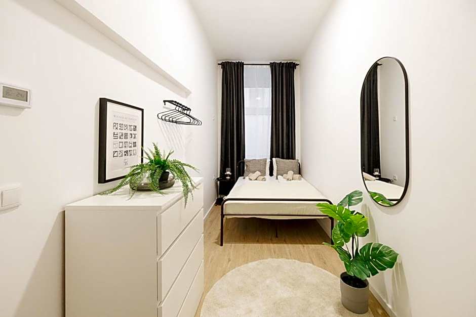 Central City Style Rooms by Home2