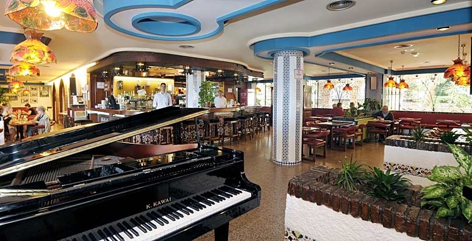 Hotel Apartamentos Bajondillo