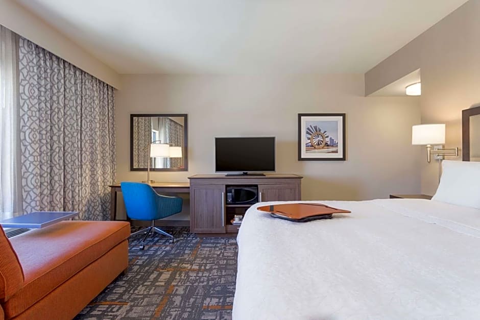 Hampton Inn By Hilton & Stes West Des Moines