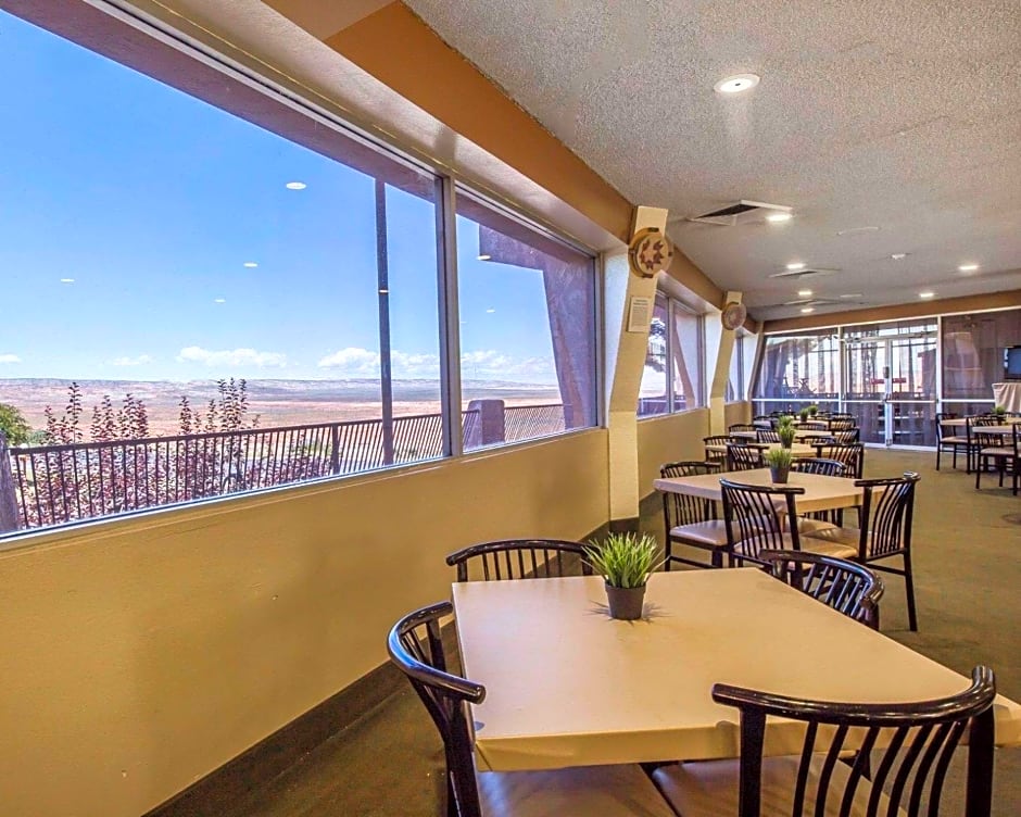 QUALITY INN VIEW OF LAKE POWELL - PAGE