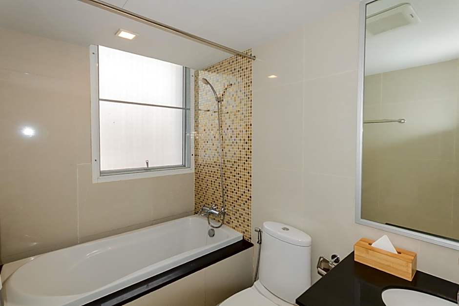 United Residence Ekamai Bangkok