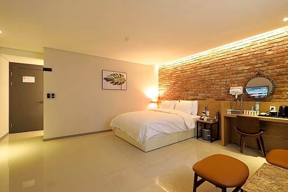 Suwon Saint Hotel