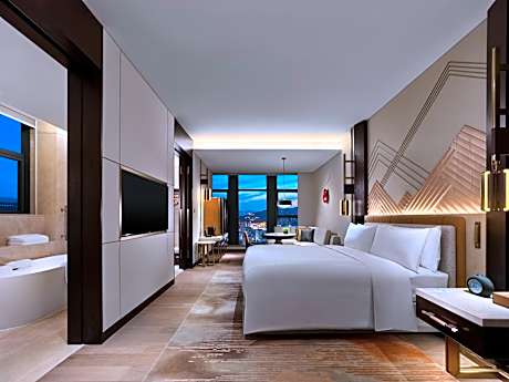 Executive King Junior Suite