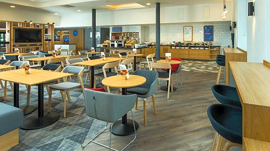 Holiday Inn Express Birmingham Airport NEC