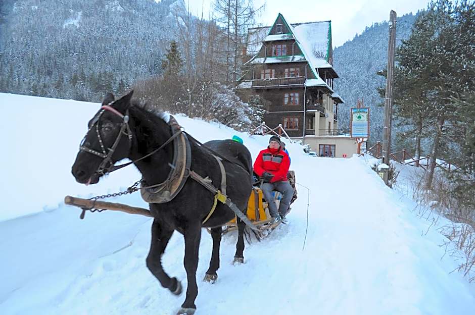 Schronisko PTTK Trzy Korony