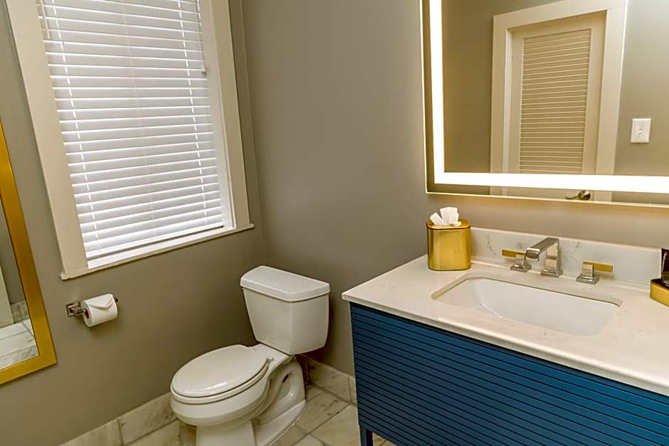 Inn On Ursulines, A French Quarter Guest Houses Property