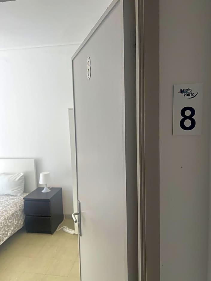 Smile4Porto Guest House