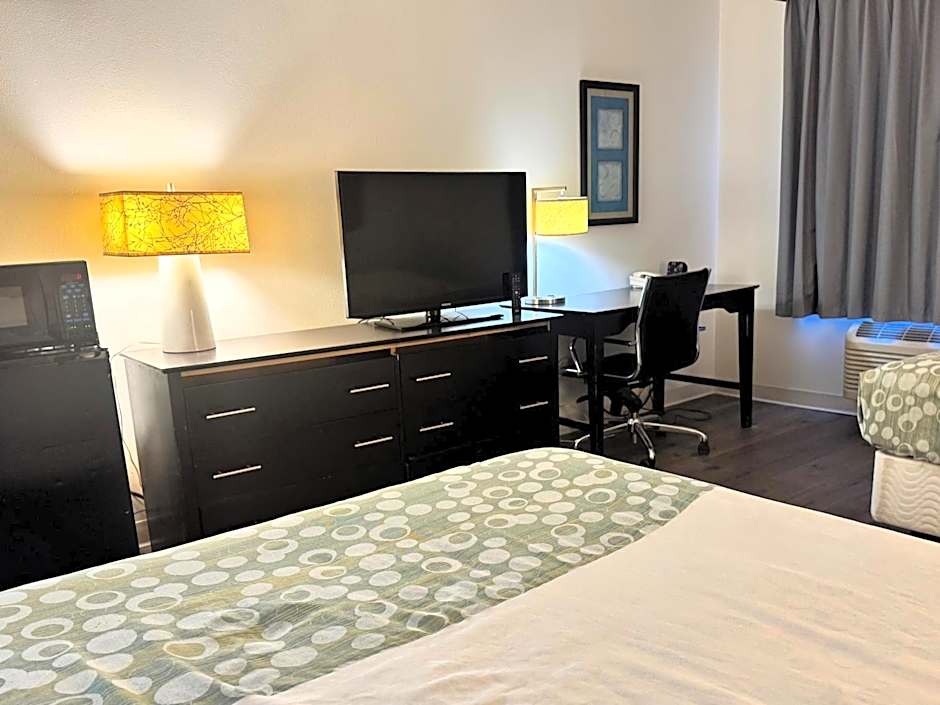 Baymont by Wyndham Meridian