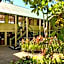 Jackaroo Treehouse Rainforest Retreat