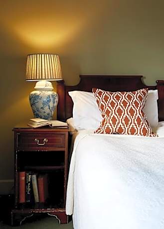 Cozy Double Room with Sea View