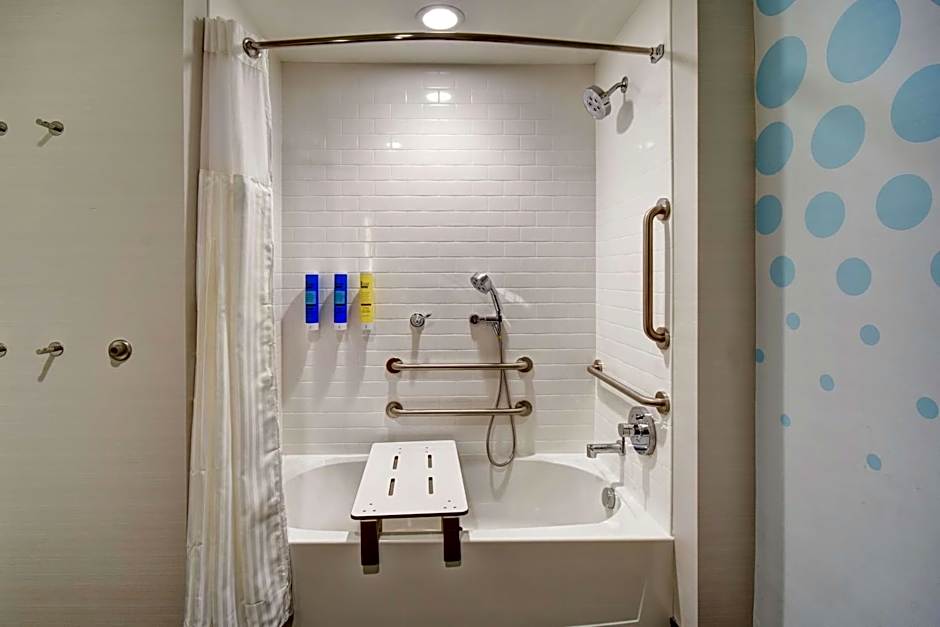 Tru By Hilton Raleigh Durham Airport