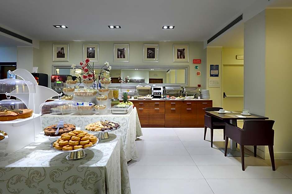 Mercure Roma Centro Saint John