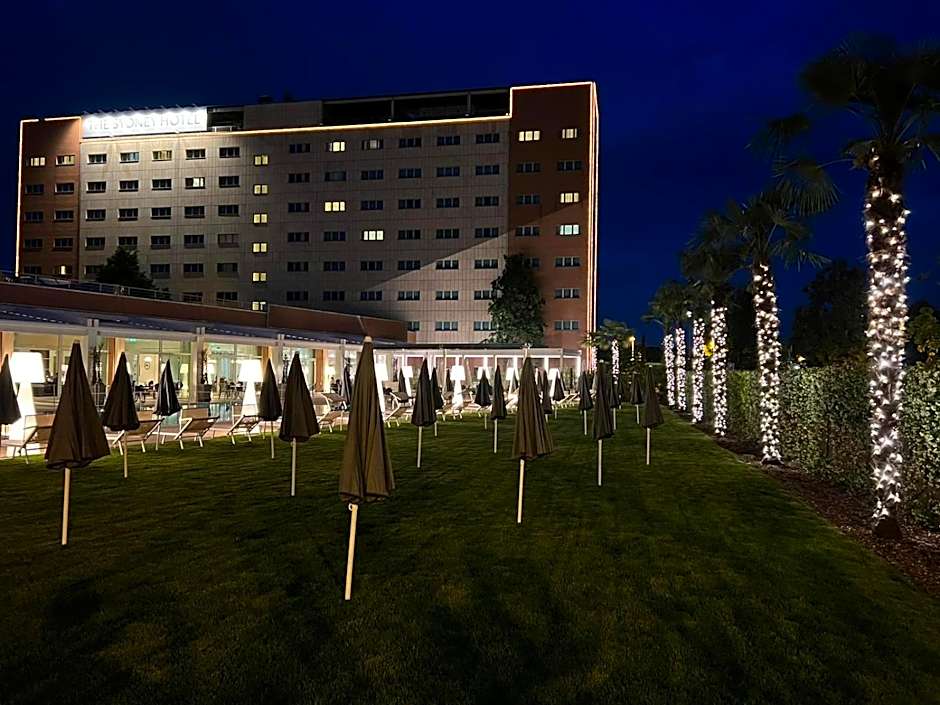 The Sydney Hotel