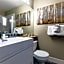Ski In & 15 Minute Walk to the Lifts Hot Tub AC Pet Friendly