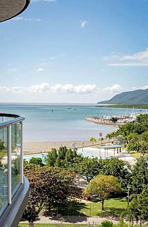 BreakFree Royal Harbour