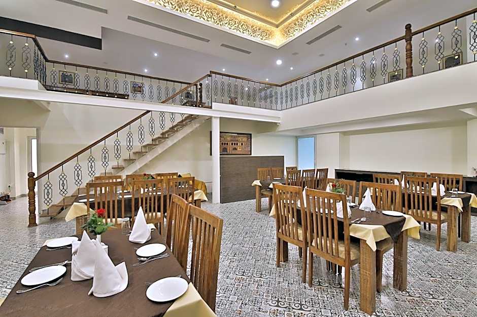 HOTEL RUDRA VILAS