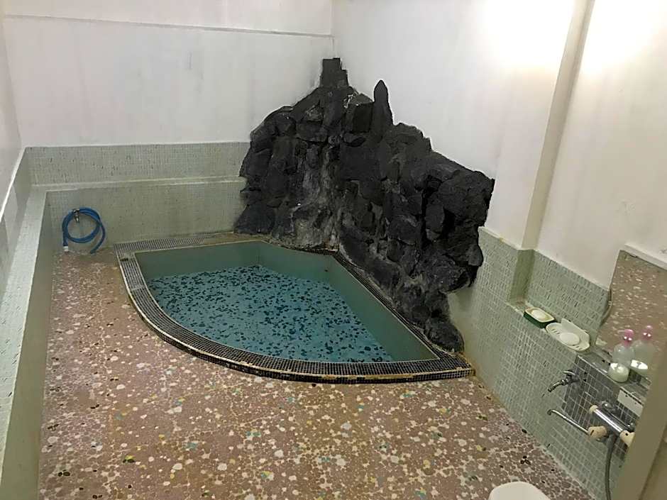 Niko Ryokan